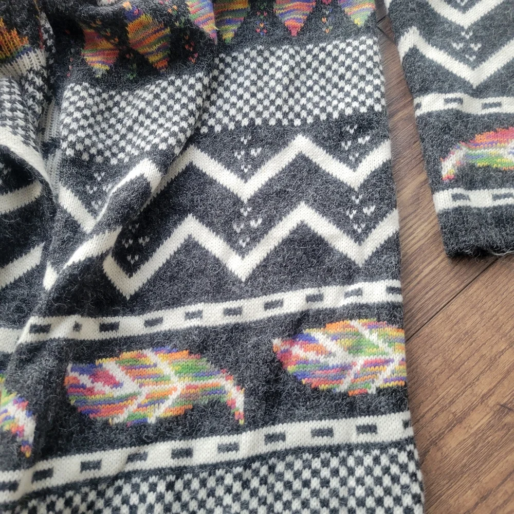 Indigo Aztec Geometric Print Long Open Cozy Tribal Print Cardigan Gray White M - Picture 6 of 6